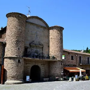 Le Prieuré Sainte-Croix-en-Jarez